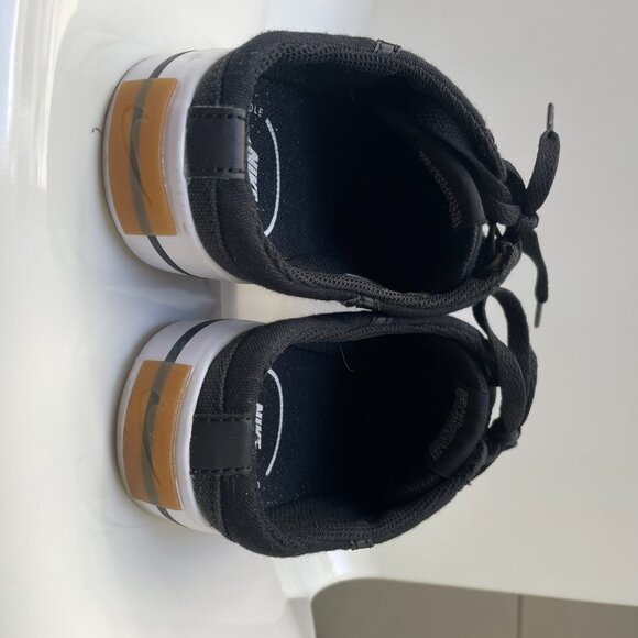 Black Nike slides mules sneakers size 7.5 (excellent) - Picture 8 of 8